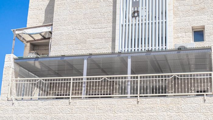 פרגולה קלה להתקנה